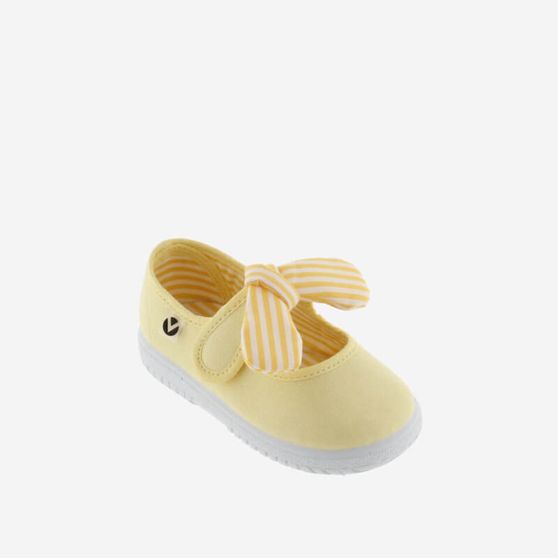 Victoria - Canvas Mary Janes Amarillo