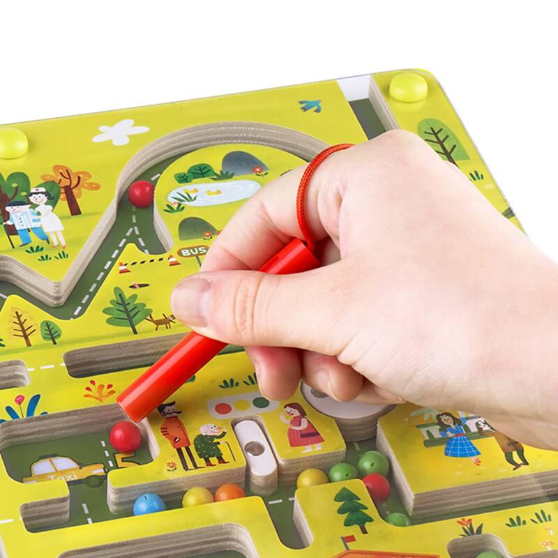 Toi World - Magnetic Maze - Traffic