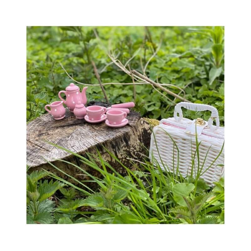 96216301_281396979919931_7840730501721460591_n-552x691w