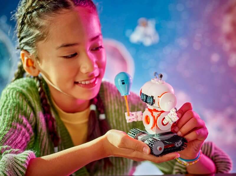The Lego®  Creator 3in1 Space Robot