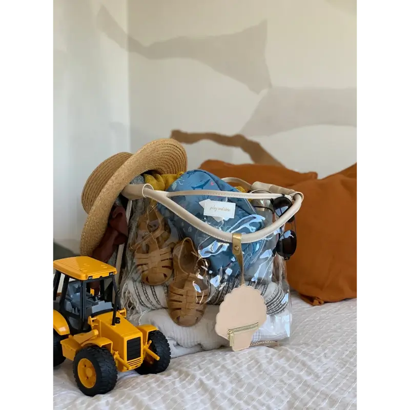 Play and Store Διάφανη τσάντα με διάτρητο πάτο Nude