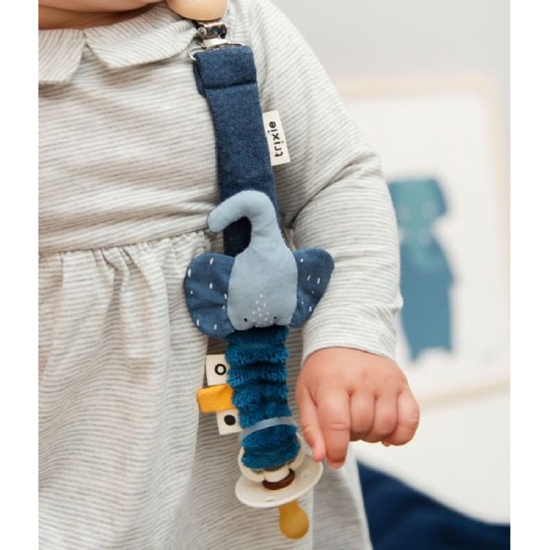 trixie-24-589-pacifier-clip-mrs-elephant-blue-model-600