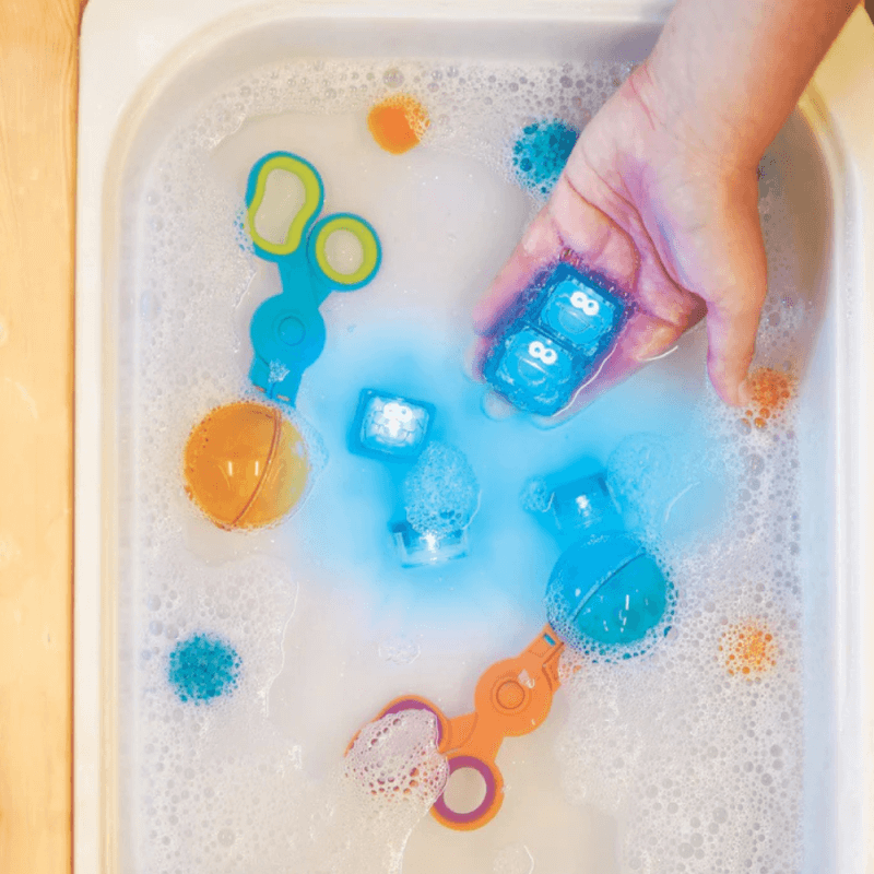 Glo Pals 4 Pack Light Up Cubes – Cookie Monster