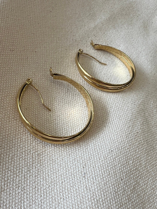 Line Hoops - Gold