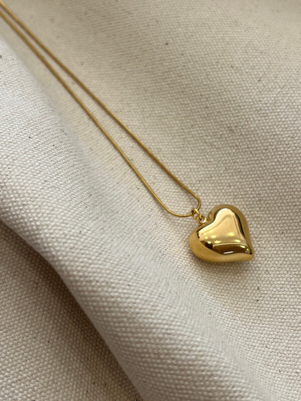 The Long Love Charm in Gold
