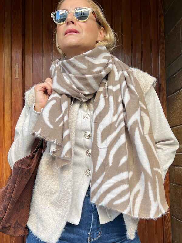 Lemma Scarf in Cream