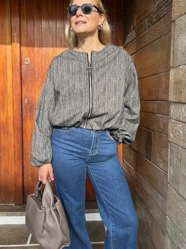 Short Bomber Jacket in Grey