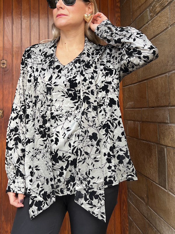 Bloom Pliet Shirt in Black