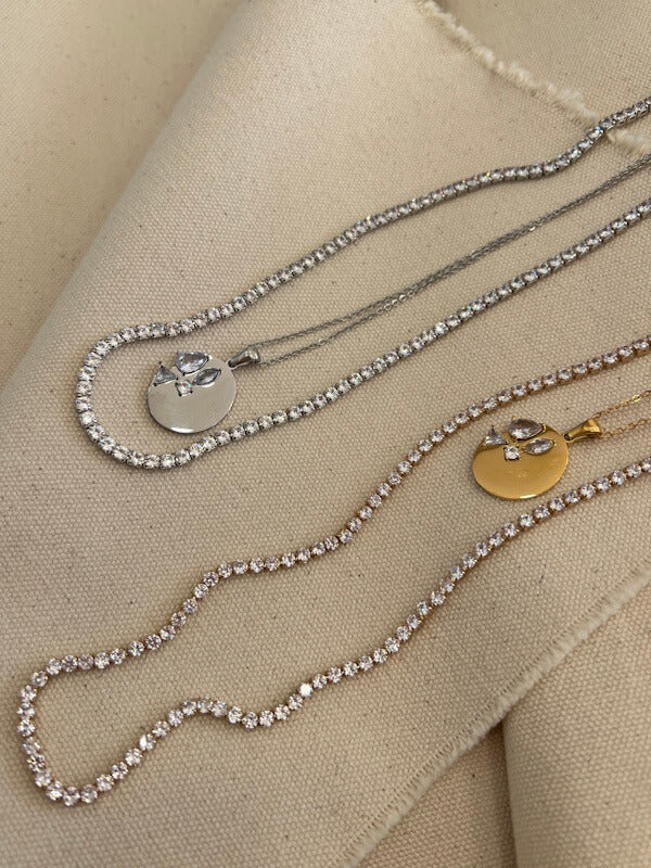 The Sparks Necklace in Gold