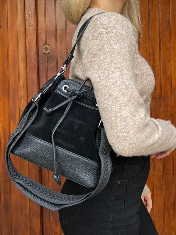 Mini Pouch in Black