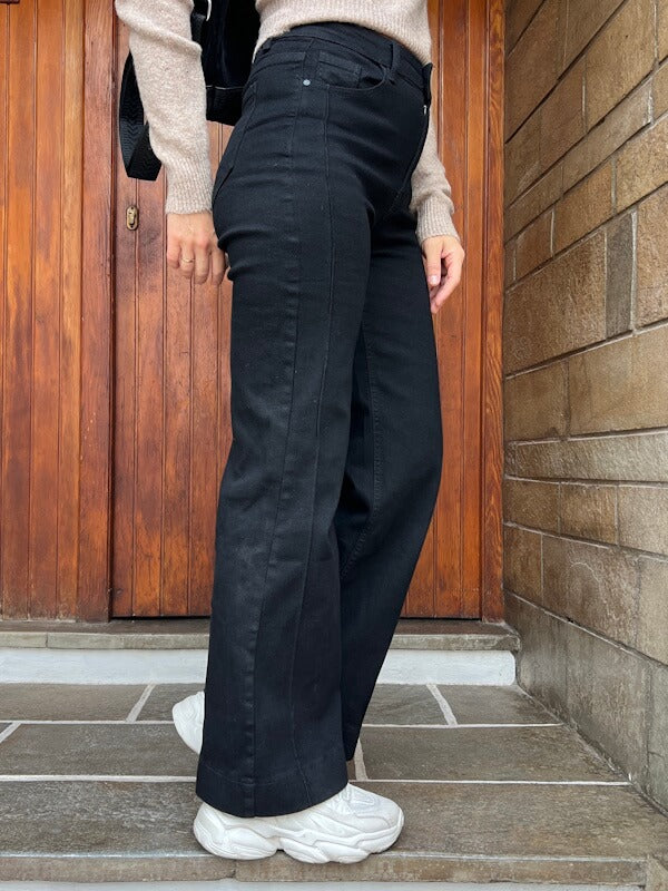 The 70s Jeans in Black