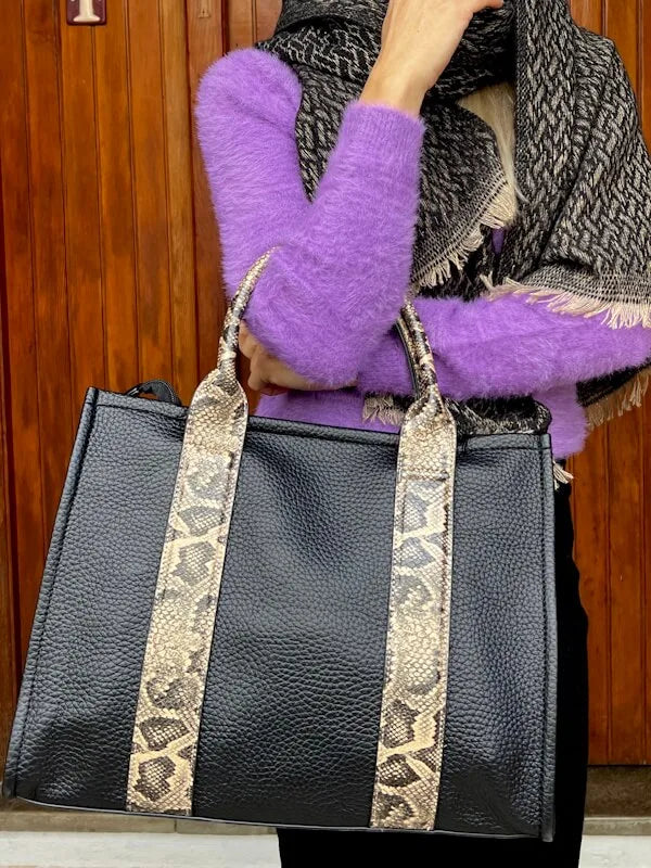 Snake Tote Bag in Black