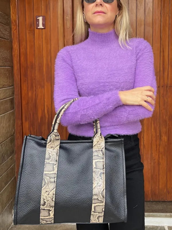 Snake Tote Bag in Black