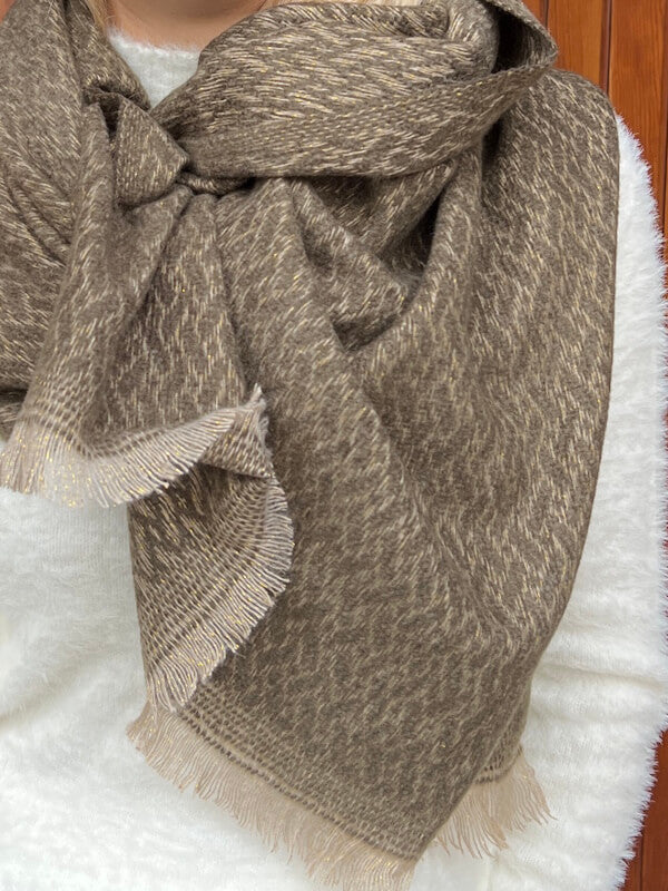 Beive Wrap Scarf in Mocca