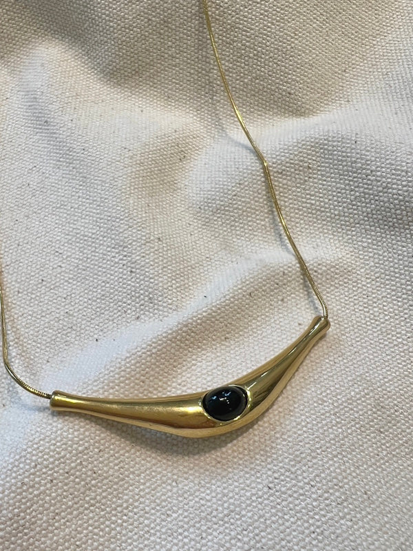Level Necklace