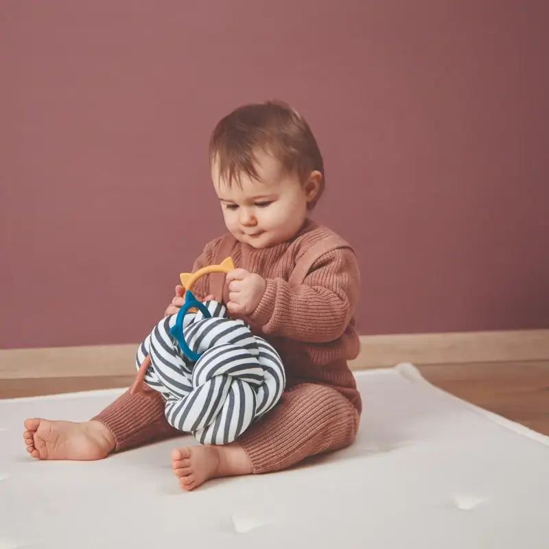 Kaloo STIMULI Υφασμάτινη μπάλα ανάπτυξης αισθήσεων