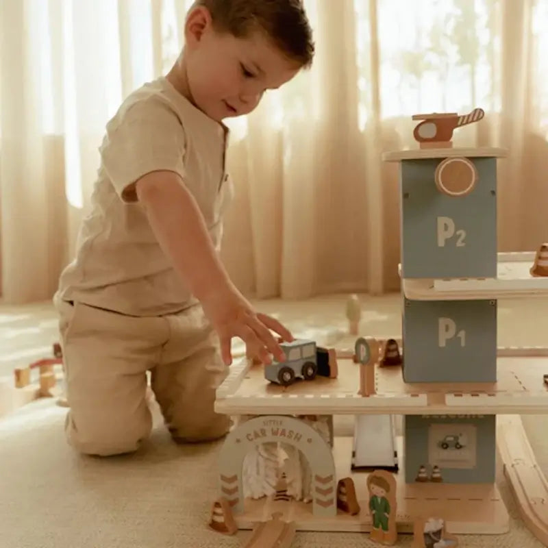 Little Dutch Ξύλινο γκαράζ παιχνιδιού 