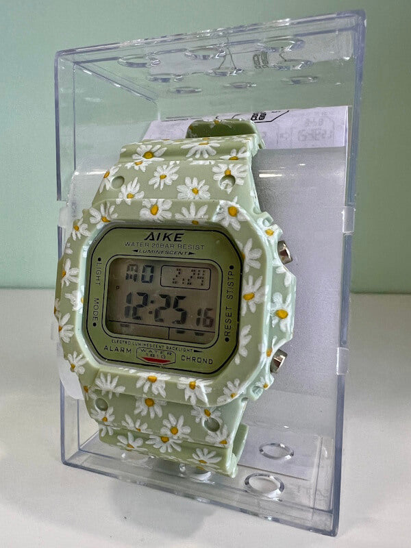 Digital Watch Dime Daisies – Mint