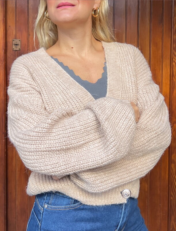 Aneci Cardigan in Latte