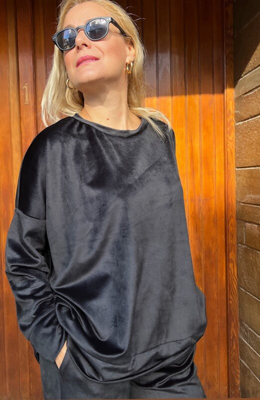 Velour Comfort Top in Black
