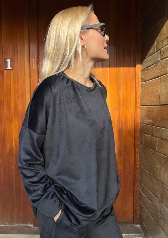 Velour Comfort Top in Black
