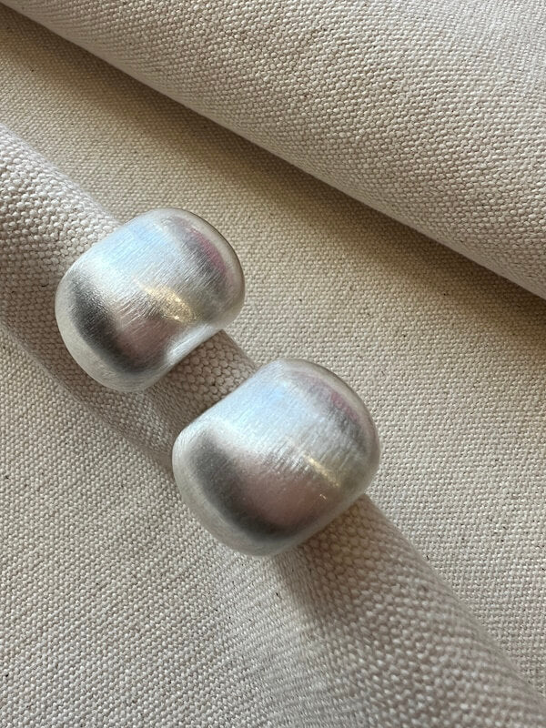 Curve Loop Earrings - Silver