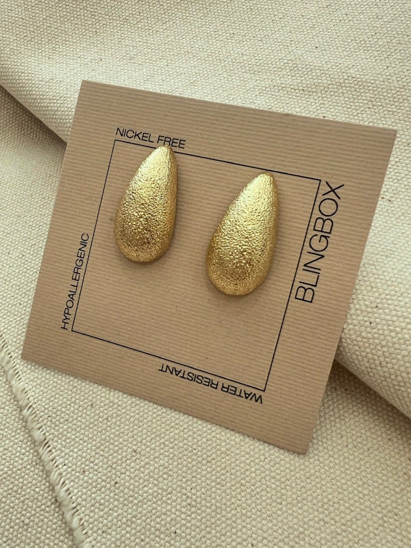 Droplet Earrings in Gold